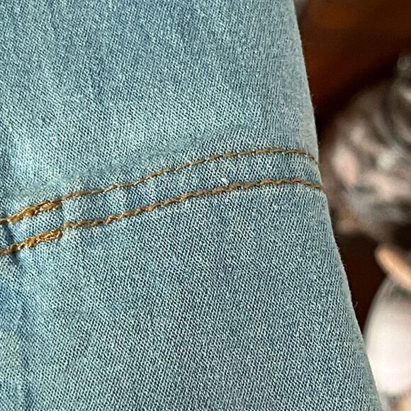 JUMP VTG Light Blue Denim Jacket Big Brass Buttons 1980’s MADE IN USA - Picture 5 of 8